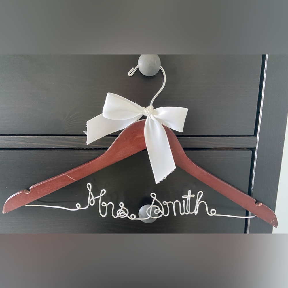 Wedding Dress Bridal Clothes Hanger “Mrs. Smith”